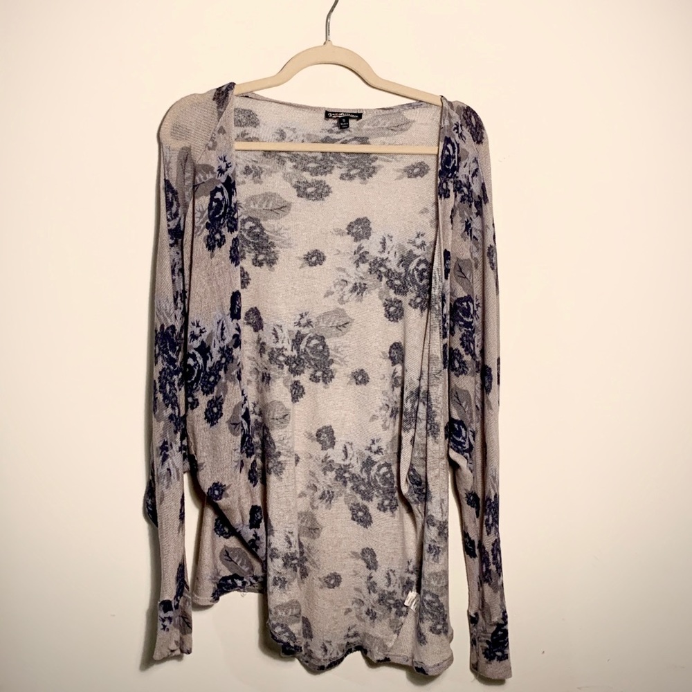 “freshman” open cardigan blue rose 🌹 pattern